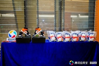 NIKE APP应用宝首发!Chic Chili携福利发起甜美应援