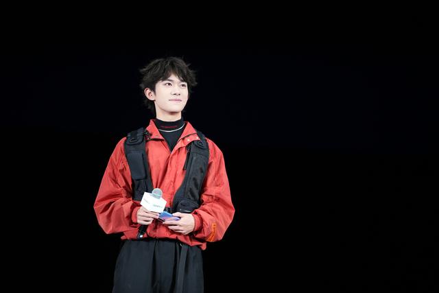 ��Ϊnova6ϵ��5G��Ʒ�������ֳ�����Ϊ�θմ�����ǧ����չ��