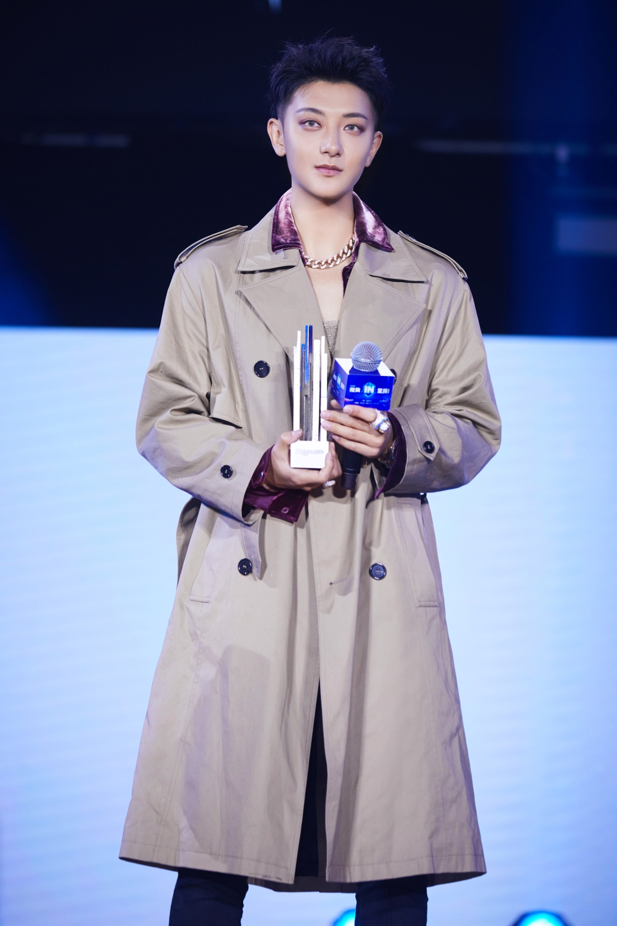 ̽��AI������δ������2019�ѹ�INȫ��ʢ��Բ����Ļ