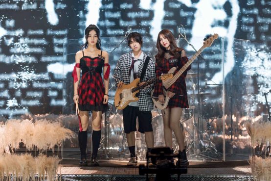 《乐队无限公司》音源上线酷狗 耳帝盛赞《三行情书》