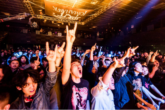 当演出行业停滞,这个国内鼻祖级金属乐队想要做点新的尝试