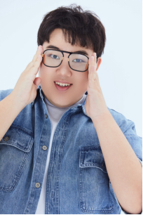 耿佳贺首张EP XingFu.st发布 以少年之姿呈现华丽的蜕变