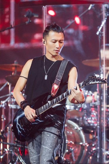 《乐队无限公司》迎来总决赛 王俊凯《想见你》将上线酷狗