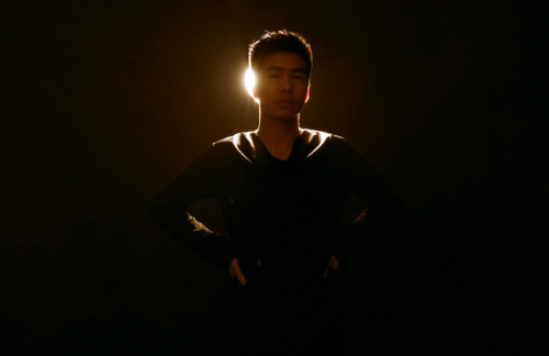 严可仰《小夏》等三首新歌发行