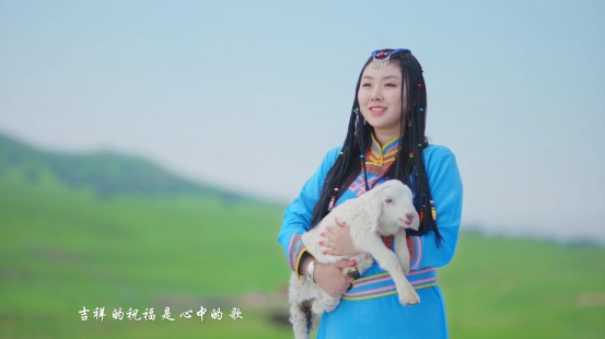 肖洋早年歌曲《心中的歌唱》歌声悠扬吉祥祝福