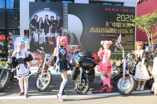 ���조��̨���á�ǰ�£�ȫ���׽���̨���ֽ�����Ӱ�Ĵ�¡�ؾ��У�