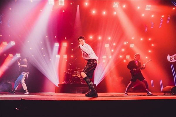 《乐队的夏天2》野孩子唱哭周迅《黄河谣》上线酷狗