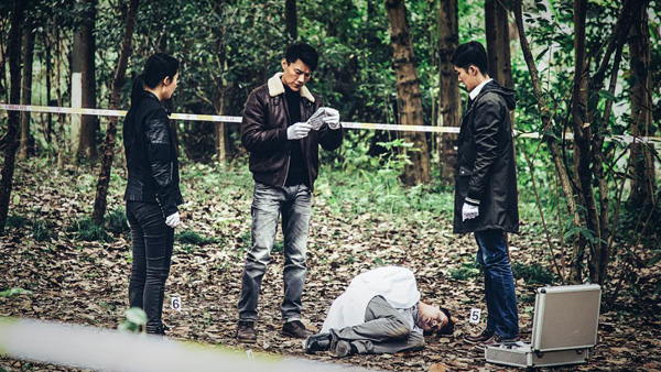 刑侦悬疑电影《迷毒之东风破》今日上映,缉毒追捕满血开战!
