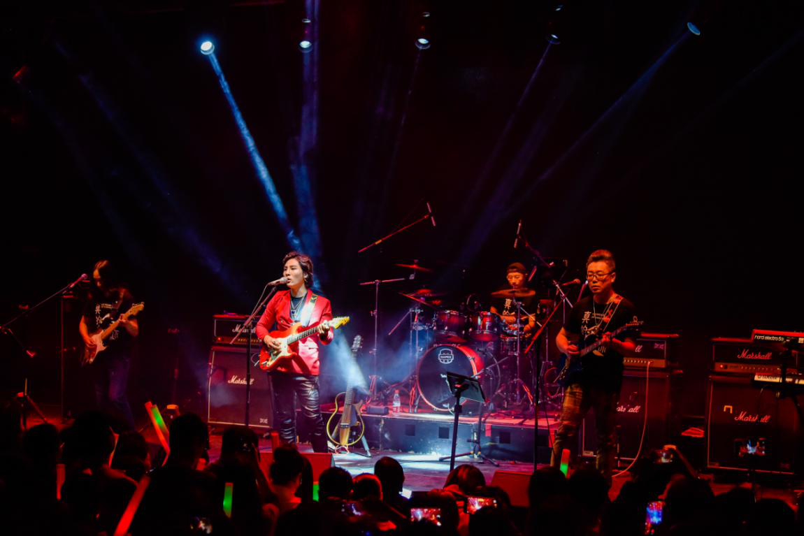 2020真的爱你-致敬BEYOND·黄家驹演唱会 怎么听都会热泪盈眶!