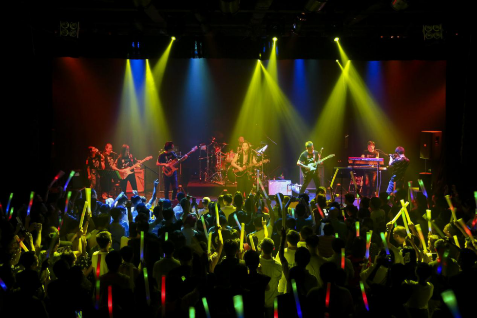 2020真的爱你-致敬BEYOND·黄家驹演唱会 怎么听都会热泪盈眶!