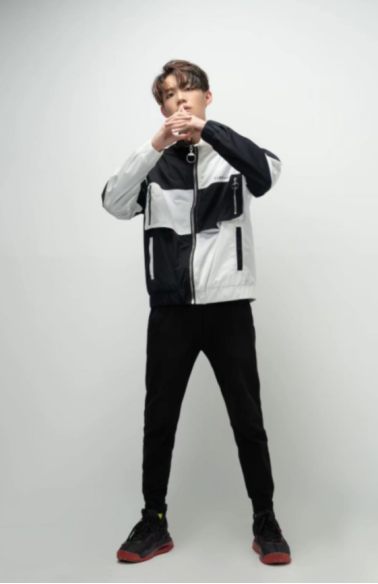 �ṷ���֡��ر�8Ӣ���ȼ�ǳǳ�ɳ�����۸缴�����ݿ���˵��live