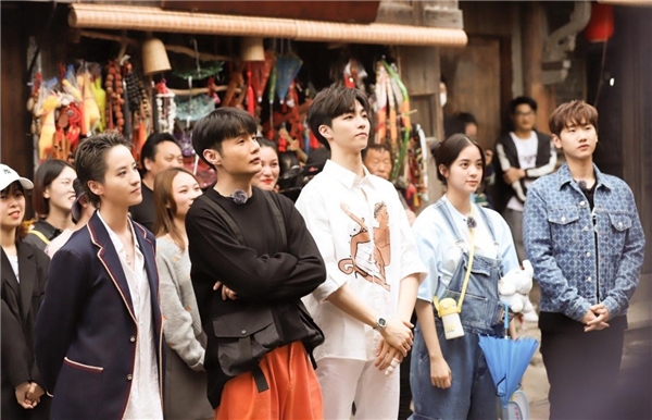 欧阳娜娜陈立农合作演绎《想见你》超甜情歌,音频上线酷狗