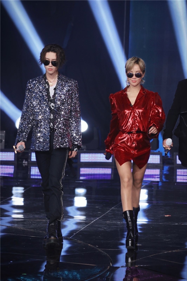 小鬼王琳凯惊喜回归《我们的歌2》 超燃说唱迷倒酷狗迷妹