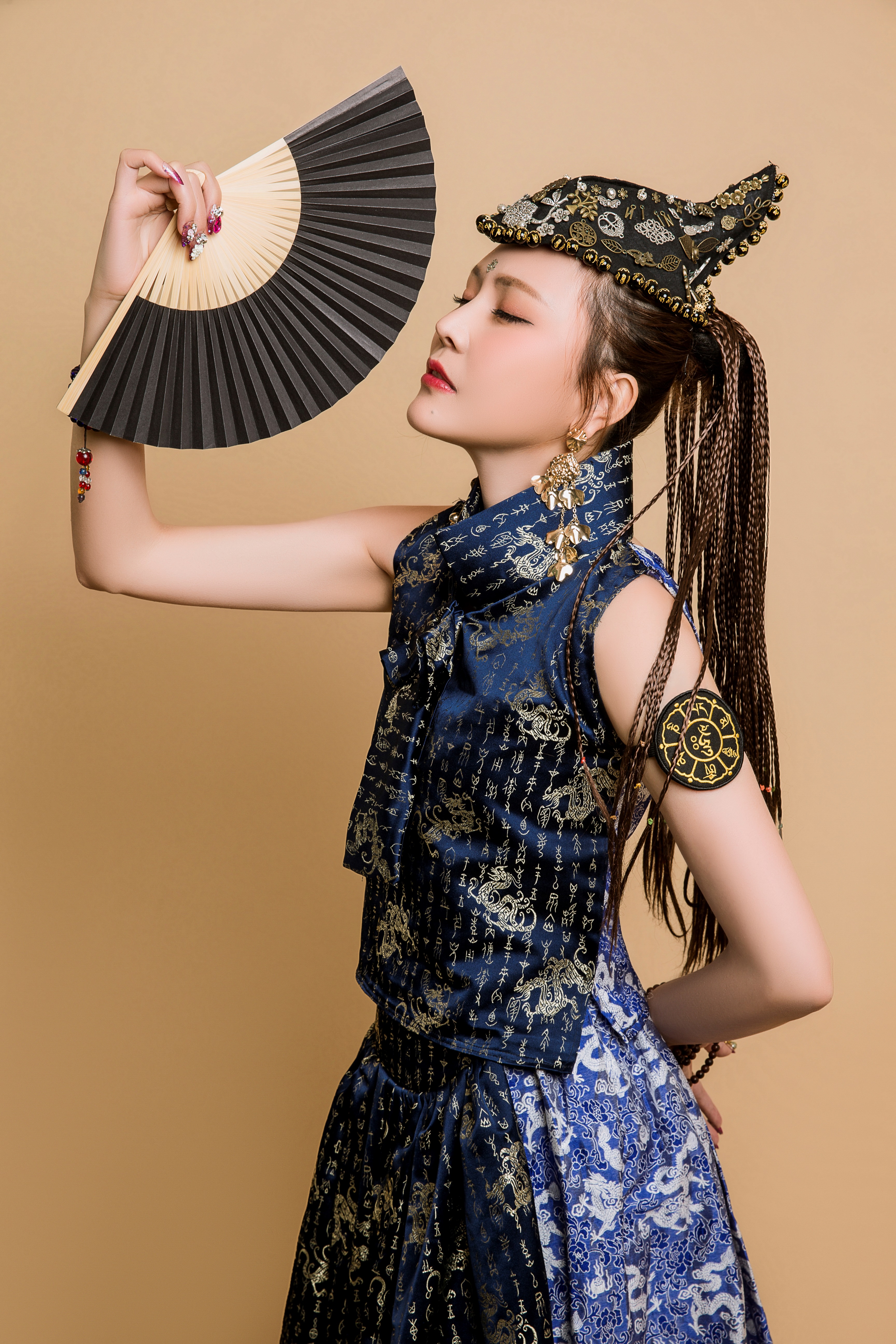 慕容依依二次移植再创奇迹《红尘檐下》