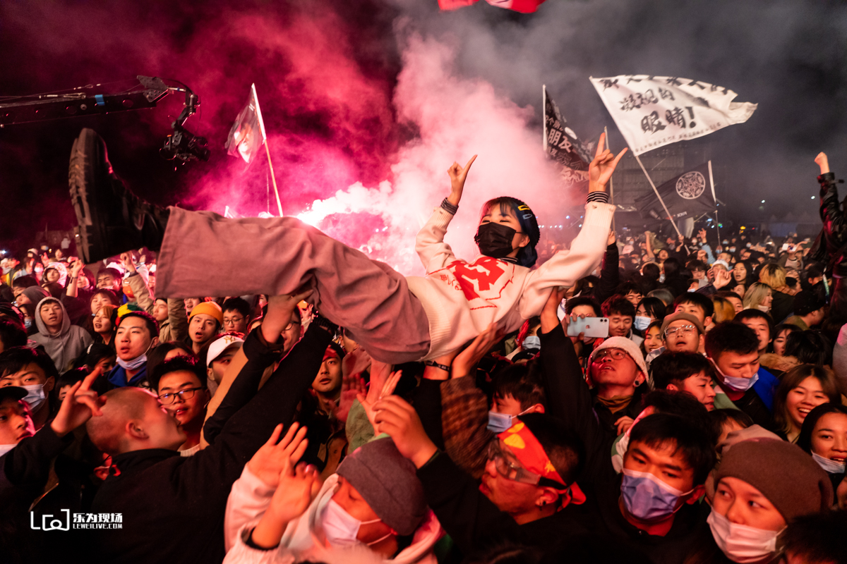 �޽������׳����Ե�x�������ֽ�ǿǿ���Ͽ����������