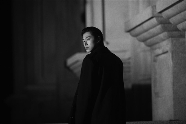 �±�ʺ���ר����NOIR�����߿ṷ ��Ƶ�����������������