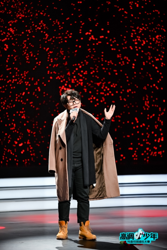 �۷�֮ս���뵹��ʱ������У԰���ִ����ܾ���ѡ��������¯