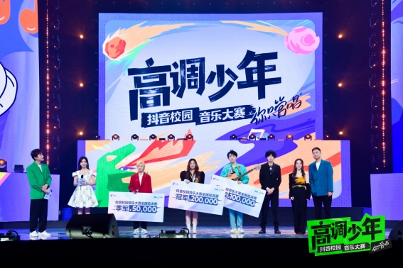 �۷�Ծ�������У԰���ִ����������桱battle�ַ����ݣ�