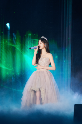 �����ǿս����ṷ�׳��ᡷ�ٰ����������ɶԣ�΢�������������