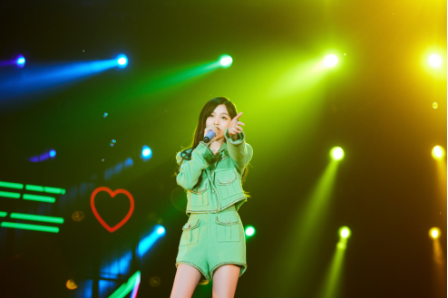 �����ǿս����ṷ�׳��ᡷ�ٰ����������ɶԣ�΢�������������