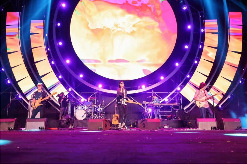 1655005719575092.png 首届WAVE浪潮音乐节圆满收官 十组音乐人豪华阵容倾力呈现八小时视听盛宴