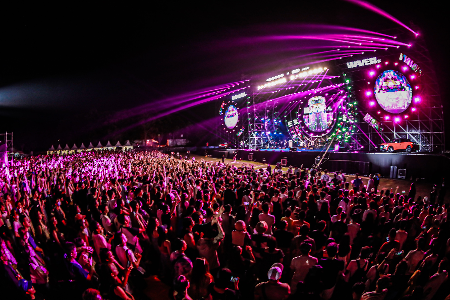 1655005797972203.png 首届WAVE浪潮音乐节圆满收官 十组音乐人豪华阵容倾力呈现八小时视听盛宴