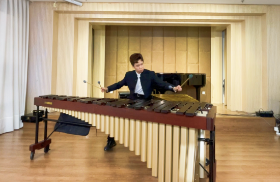 中国澳门马林巴木琴演奏家乔峰 在京演奏获赞