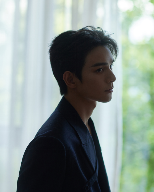 image.png 《酷狗首唱会》惊喜迎来宝藏少年何昶希,闪耀舞台魅力开唱