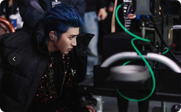 1677551925841776.png 由蔡徐坤策展的首个线上艺术Live,碰撞出音乐营销新想象