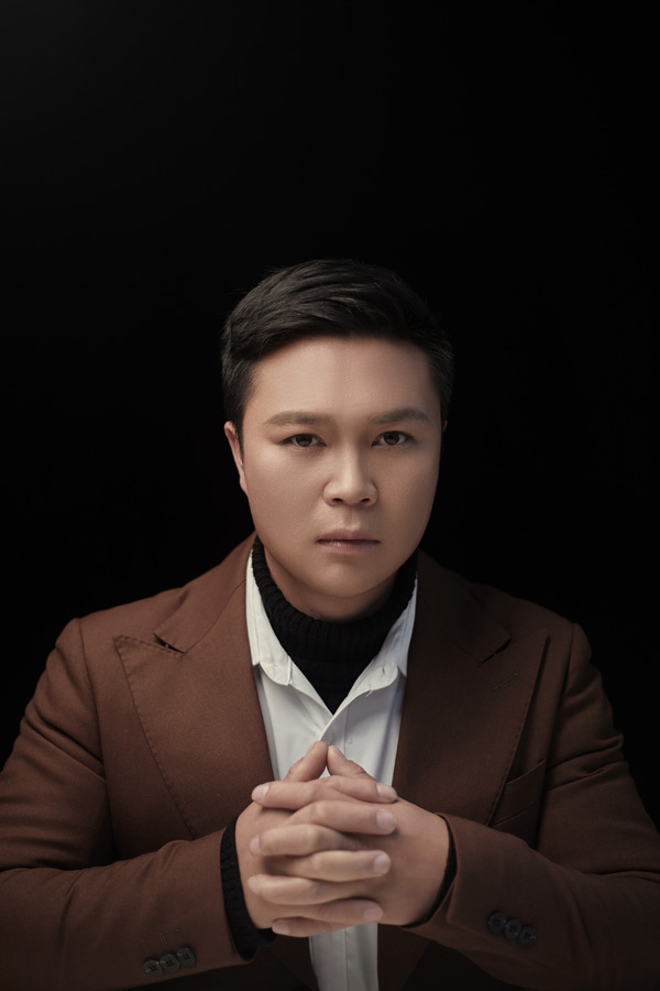 歌手朱习爱个人写真照片