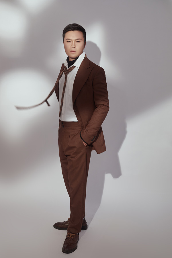 歌手朱习爱个人写真照片