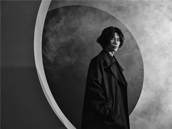 米津玄师 『最终幻想16』主题曲 新作「月を見ていた」&新艺人照公开