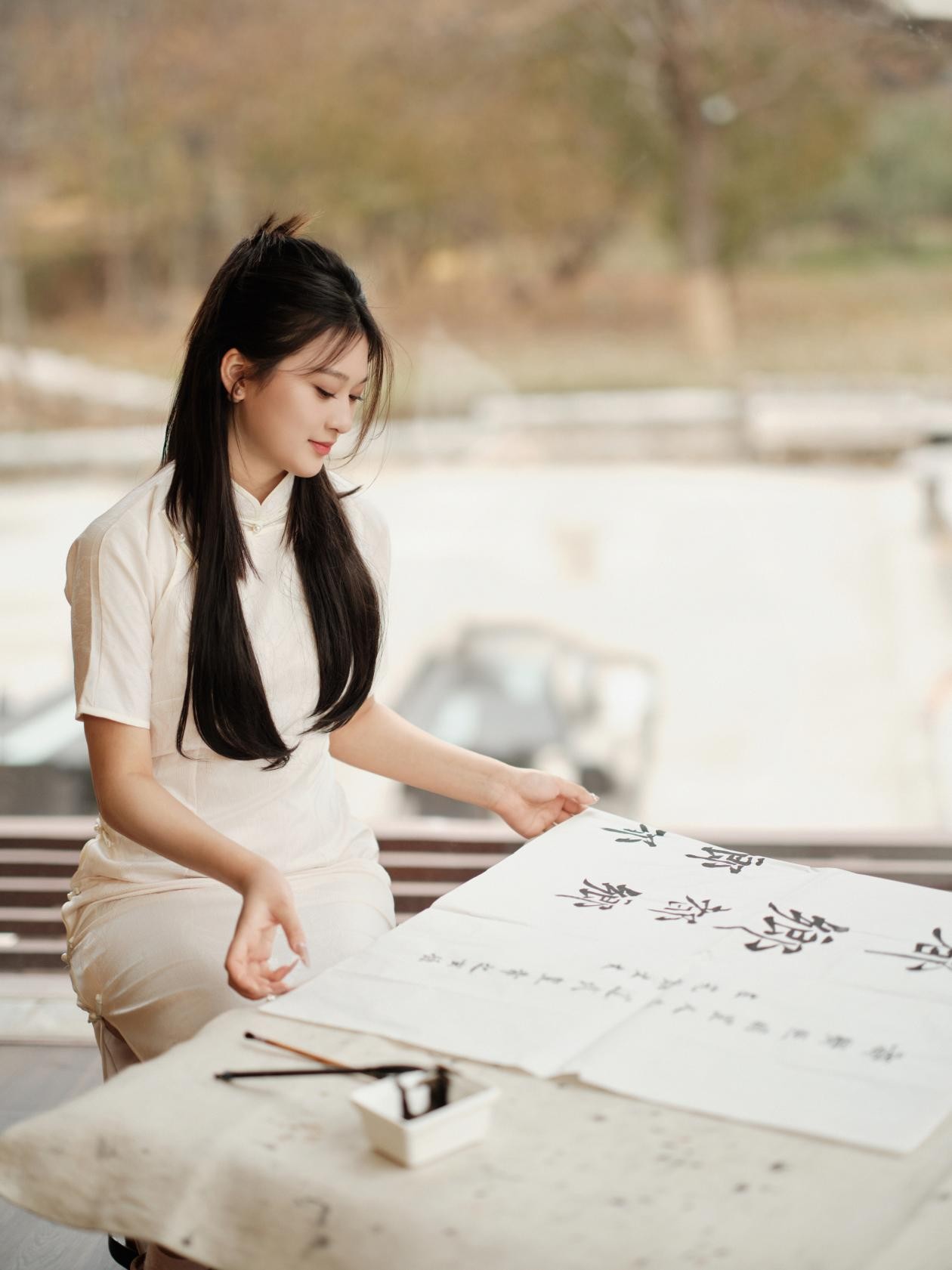 ������Roxie Zhao�������������ᣬ����Ů�Թ�â