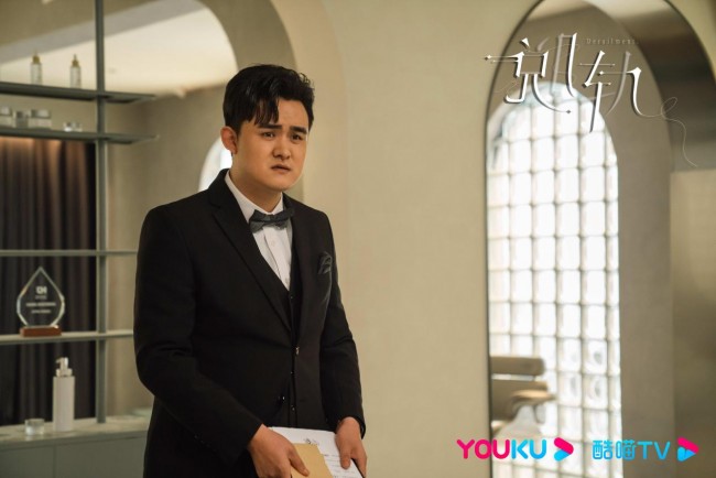 刘浩存林一《脱轨》今日收官,“悬疑+情感”刻画女性励志成长新风尚