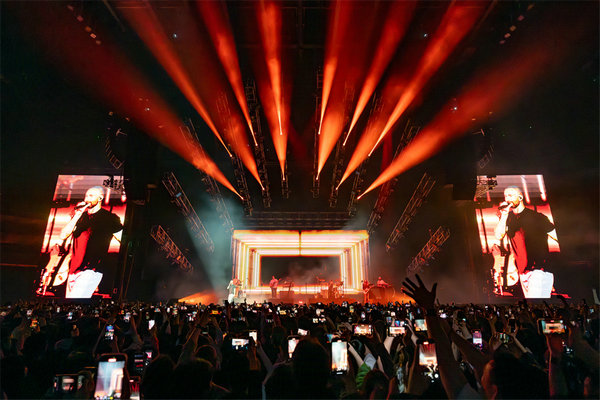 迎仕柏综艺馆为魔力红乐队和乐迷提供顶尖舞台 为迎仕柏度假城开幕锦上添花