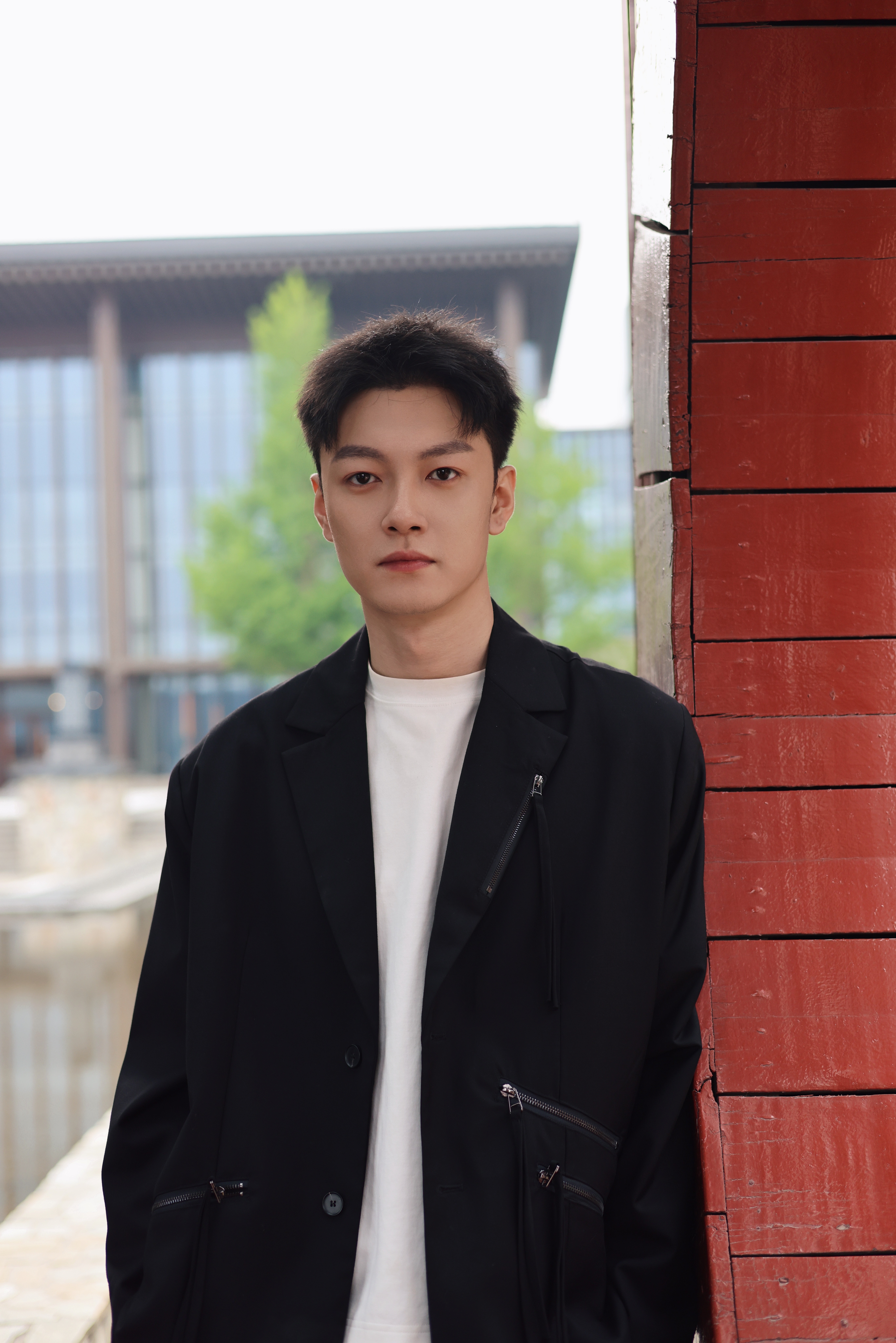 1.JPG 张冠森《假面迷情》收官 两部待播剧引期待