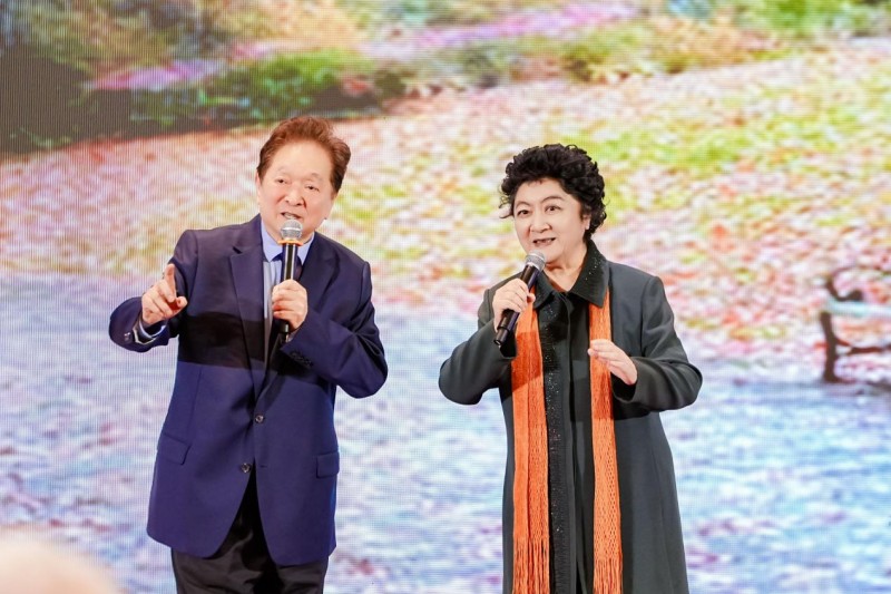 尊老敬贤传美德,德艺双馨映重阳——2025“重阳节百花敬老”在京举行